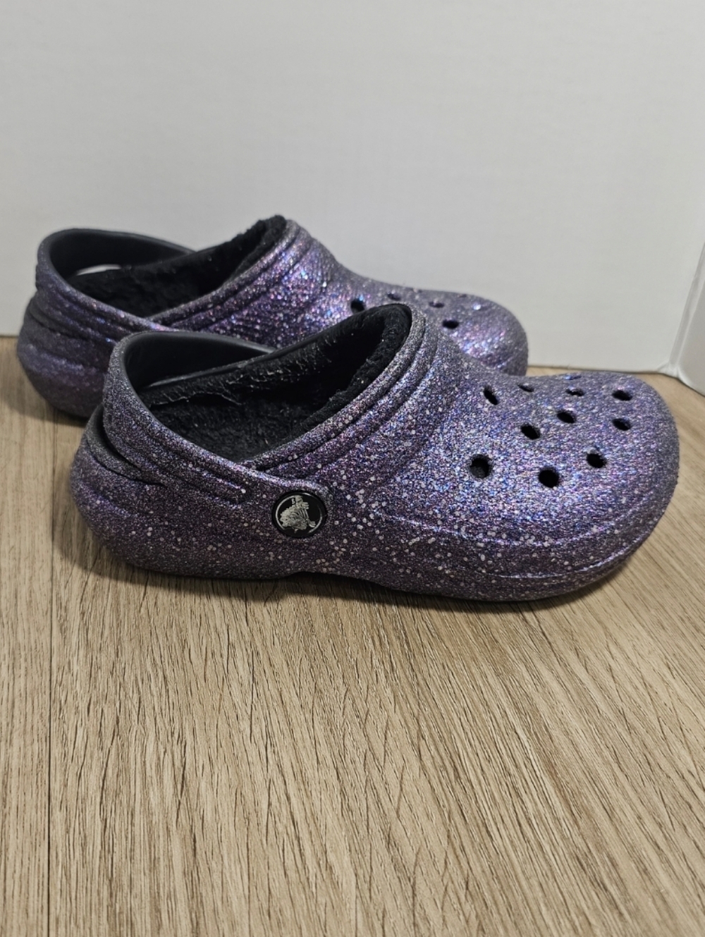 Crocs Kids' Classic Lined Space Glitter – Purple Moon – Glow-in-the-Dark (12) - Picture 2 of 5